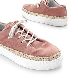 NWOT Pajar Nia Suede Sneaker